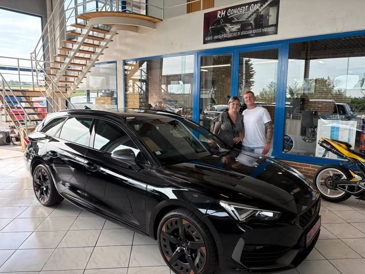 Client RM Concept Car et son véhicule