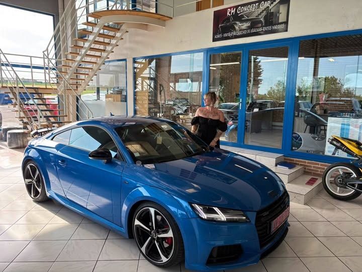 Client RM Concept Car et son véhicule